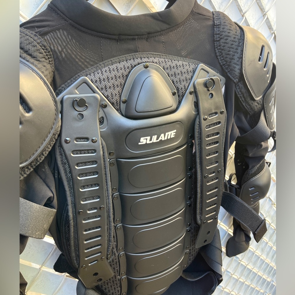 Motorcycle Armor Jacket - Picture 8 of 16